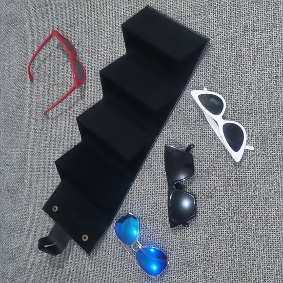 prive revaux Accessories - Privé Revaux The Store & Go Glasses Case Black